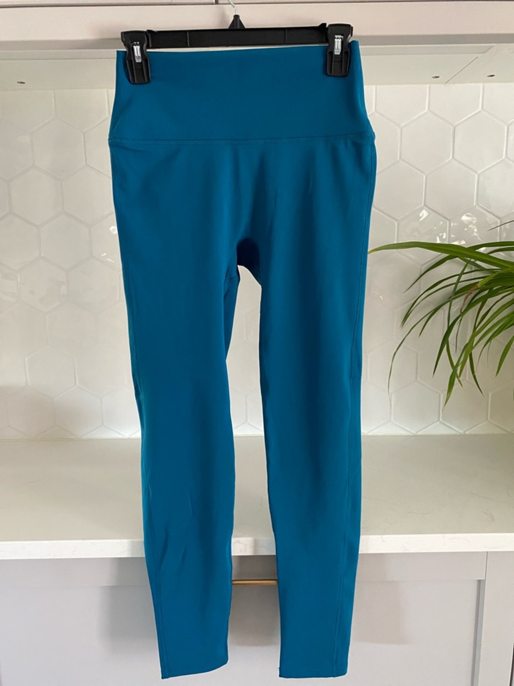Zenana Outfitters Teal High-Waist Leggings with no front center seam